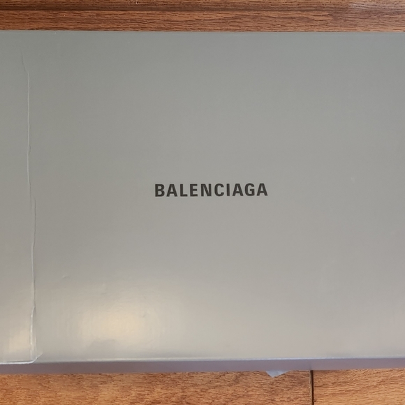 Balenciaga, Women clear sole mint, size 40 sneakers - Picture 2 of 6